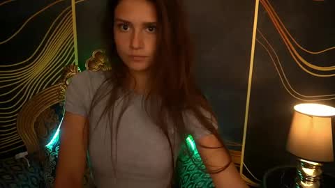 Snapshot of valeryroyale chatting on 03.07.25 Valery online show from 03.07.25
