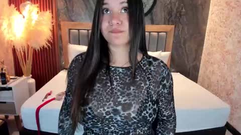 Valerie Shadey  online show from 11.28.25