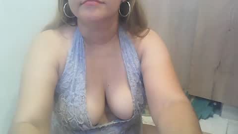 Snapshot of valerysquirtxxx chatting on 05.23.26 VALERY SQUIRT online show from 05.23.26