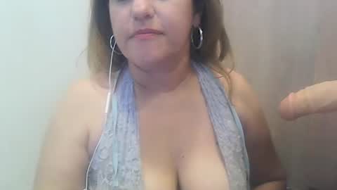 Snapshot of valerysquirtxxx chatting on 05.28.26 VALERY SQUIRT online show from 05.28.26