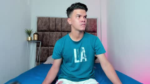 Snapshot of valerystonne_ chatting on 01.12.25 Valery Stonne online show from 01.12.25