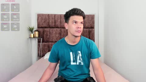 Snapshot of valerystonne_ chatting on 01.27.25 Valery Stonne online show from 01.27.25