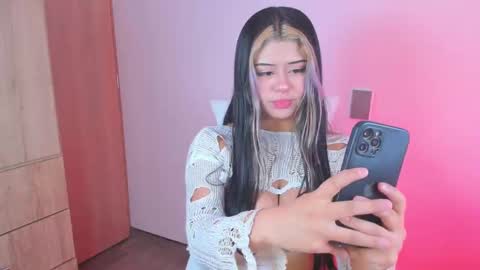 your loveee  online show from 09.29.25