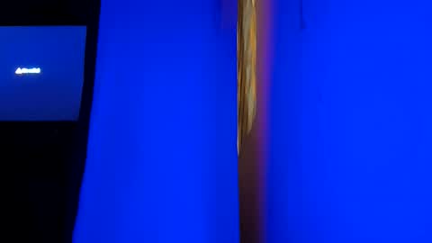 Snapshot of valetv2222 chatting on 11.06.25 valetv2222 online show from 11.06.25