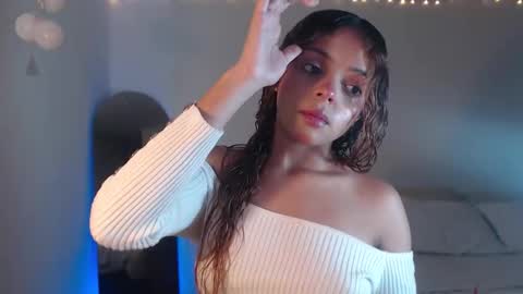 Snapshot of valientegirl_ chatting on 02.10.26 VALIENTE online show from 02.10.26