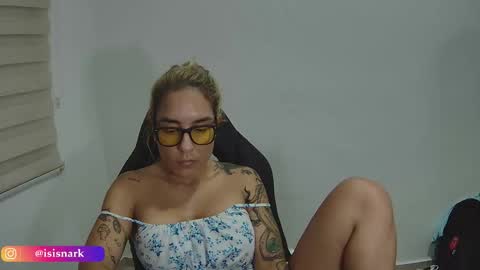 Snapshot of valkyriarose chatting on 02.13.26 Isis online show from 02.13.26