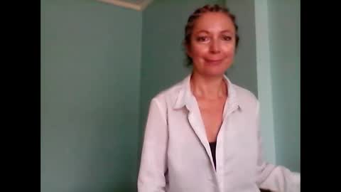 ValleriWind online show from 02.18.25