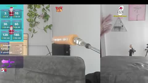 Snapshot of vallolet_smith_ chatting on 12.24.24 yoselin online show from 12.24.24