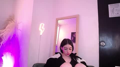 vallolett__ online show from 02.05.26
