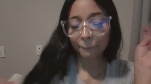 Val Torres online show from 10.08.25