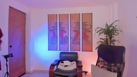 Snapshot of valyturner chatting on 01.21.25 online show from 01.21.25