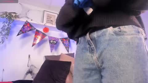 vamp  online show from 11.03.25