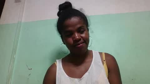 Snapshot of vanafiry chatting on 01.14.25 vanafiry online show from 01.14.25