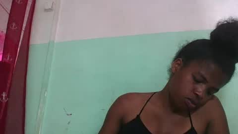 Snapshot of vanafiry chatting on 01.24.25 vanafiry online show from 01.24.25