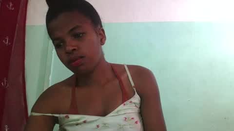 Snapshot of vanafiry chatting on 01.27.25 vanafiry online show from 01.27.25