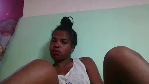 Snapshot of vanafiry chatting on 01.29.25 vanafiry online show from 01.29.25