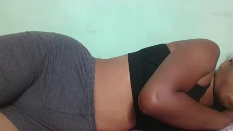 Snapshot of vanafiry chatting on 01.30.25 vanafiry online show from 01.30.25