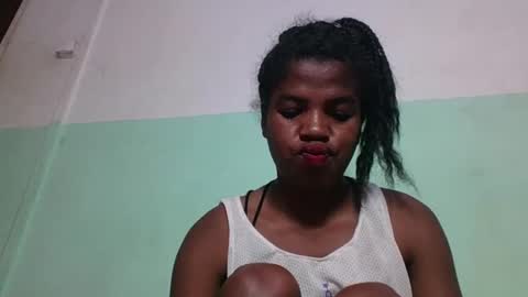 Snapshot of vanafiry chatting on 01.30.25 vanafiry online show from 01.30.25