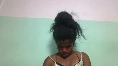 Snapshot of vanafiry chatting on 02.01.25 vanafiry online show from 02.01.25