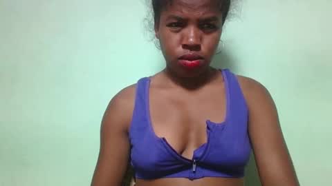 Snapshot of vanafiry chatting on 02.03.25 vanafiry online show from 02.03.25