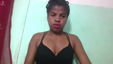 Snapshot of vanafiry chatting on 02.06.25 vanafiry online show from 02.06.25