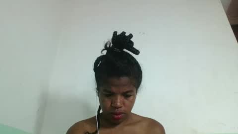 Snapshot of vanafiry chatting on 02.07.25 vanafiry online show from 02.07.25