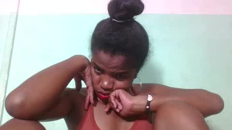 Snapshot of vanafiry chatting on 02.13.25 vanafiry online show from 02.13.25