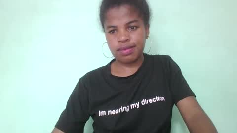 Snapshot of vanafiry chatting on 02.17.25 vanafiry online show from 02.17.25