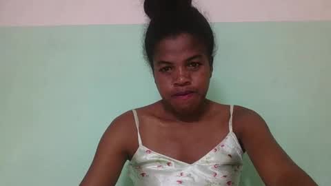 Snapshot of vanafiry chatting on 02.19.25 vanafiry online show from 02.19.25