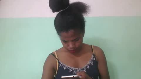 Snapshot of vanafiry chatting on 02.21.25 vanafiry online show from 02.21.25