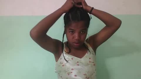 Snapshot of vanafiry chatting on 02.22.25 vanafiry online show from 02.22.25