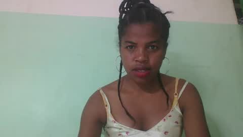 Snapshot of vanafiry chatting on 02.22.25 vanafiry online show from 02.22.25