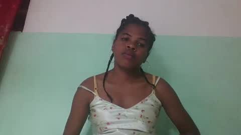 Snapshot of vanafiry chatting on 02.22.25 vanafiry online show from 02.22.25