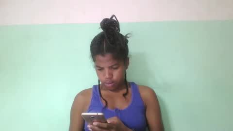 Snapshot of vanafiry chatting on 02.25.25 vanafiry online show from 02.25.25