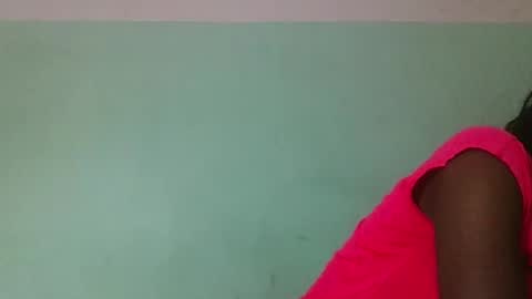 Snapshot of vanafiry chatting on 02.25.25 vanafiry online show from 02.25.25