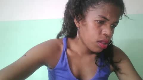 Snapshot of vanafiry chatting on 02.25.25 vanafiry online show from 02.25.25