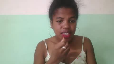 Snapshot of vanafiry chatting on 02.27.25 vanafiry online show from 02.27.25