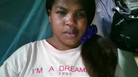 Snapshot of vanafiry chatting on 11.04.25 vanafiry online show from 11.04.25