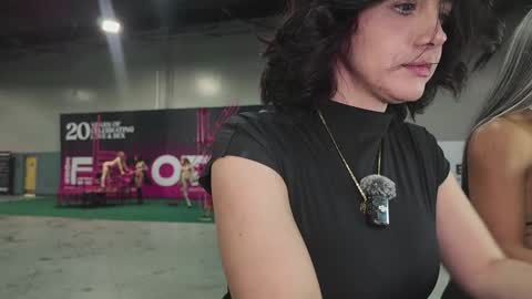 vanessa online show from 10.24.25