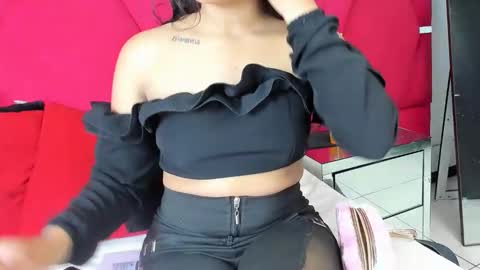 Snapshot of vanelin18 chatting on 02.17.26 Vane online show from 02.17.26