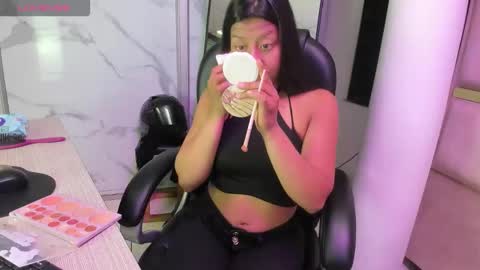 Snapshot of vanelin18 chatting on 02.27.26 Vane online show from 02.27.26