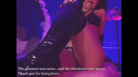 Vanelope online show from 10.16.25