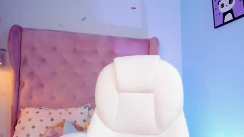 vanelope_evans_ online show from 11.11.25