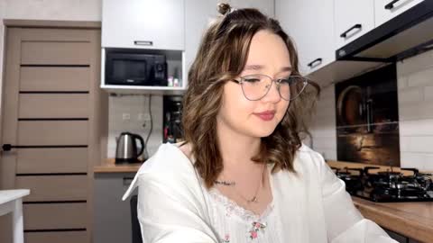 Snapshot of vanesabrazzle chatting on 03.16.26 Velma online show from 03.16.26