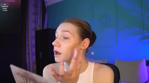 Snapshot of vanessa__lui chatting on 02.26.26 Vanessa online show from 02.26.26