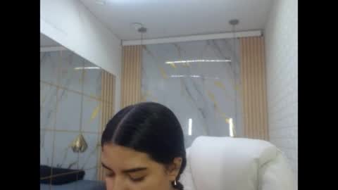 vanessa online show from 04.16.26