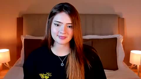 Snapshot of vanessa_foxyy chatting on 06.16.26 vanessa_foxyy online show from 06.16.26