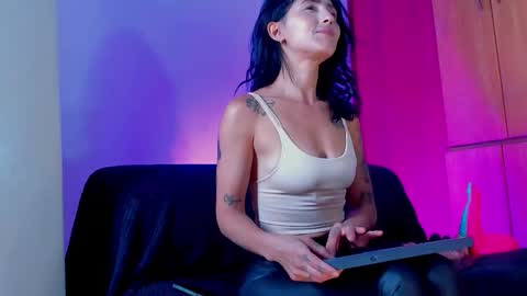 Snapshot of vanessa_gonzaless chatting on 01.06.26 Vanessa online show from 01.06.26