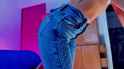 Snapshot of vanessa_gonzaless chatting on 01.07.26 Vanessa online show from 01.07.26