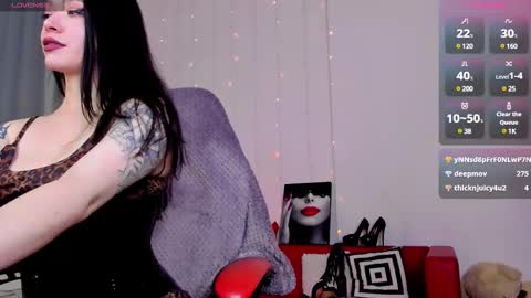 Snapshot of vanessa_ives chatting on 03.09.25 Vanessa online show from 03.09.25